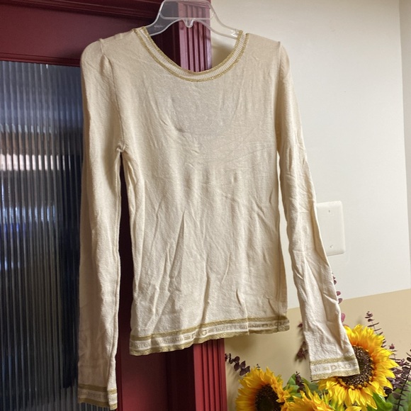 D&G Cream Gold Logo Stretch Top NeverUsed Made in Italy 🇮🇹 - Picture 5 of 16